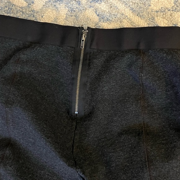 J Crew Gray Pixie Pants Size 10R Charcoal Back Zip Stretch Ponte Legging - Picture 6 of 6